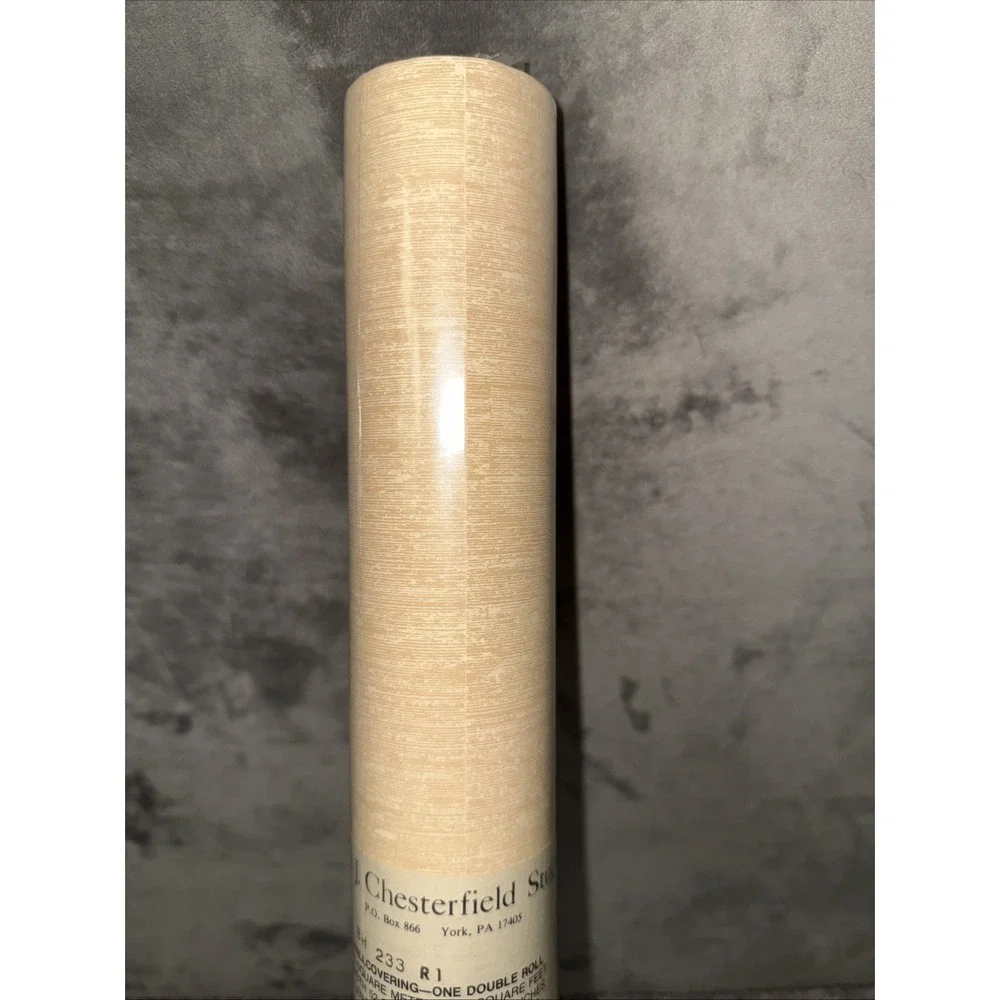 Vintage J. Chesterfield Wallpaper BH 233 R1 Beige Texture Look 70 Sq Ft Double R